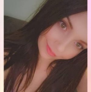 Meet your Posher, Daniella